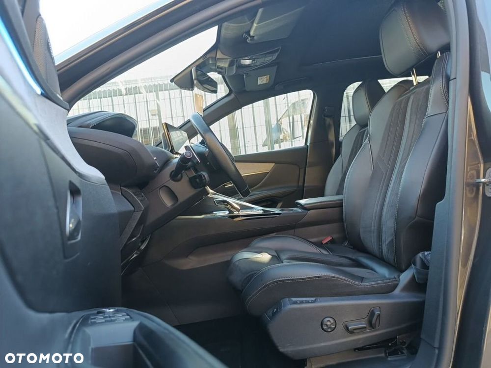 Peugeot 3008 1.5 BlueHDi GT S&S EAT8 - 33