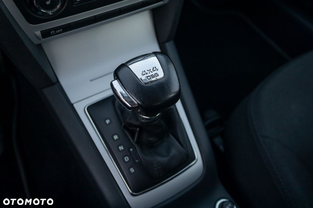 Skoda Octavia 2.0 TDI DPF 4x4 DSG Scout - 27
