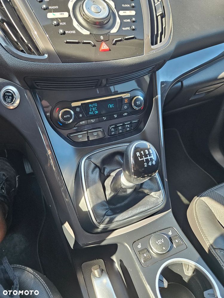 Ford Kuga 2.0 TDCi 4WD Titanium - 26