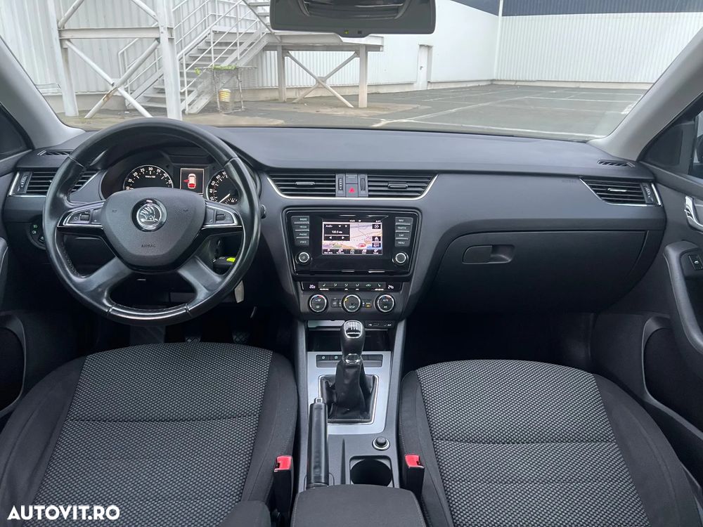 Skoda Octavia 1.6 TDI Ambition - 7