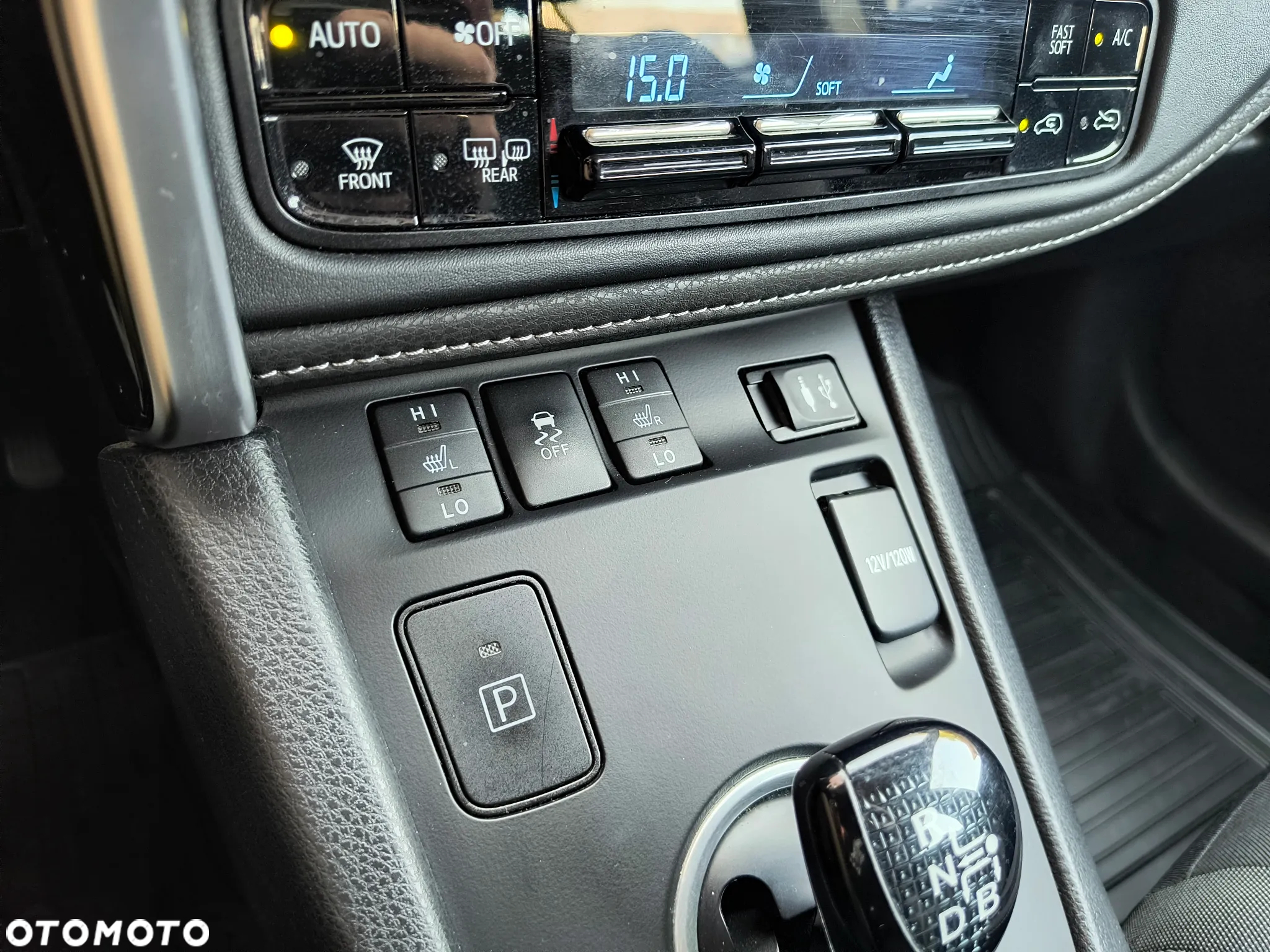 Toyota Auris Hybrid 135 Comfort - 11