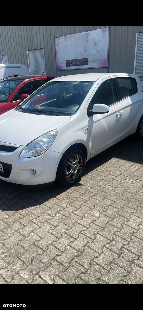 Hyundai i20 - 2