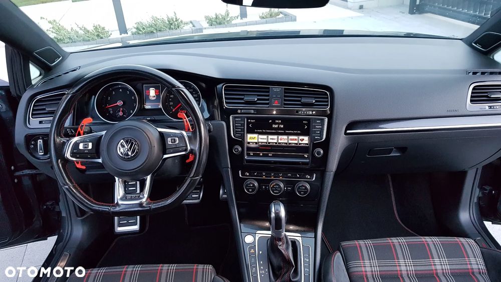 Volkswagen Golf 2.0 TSI BMT GTI Performance DSG - 38