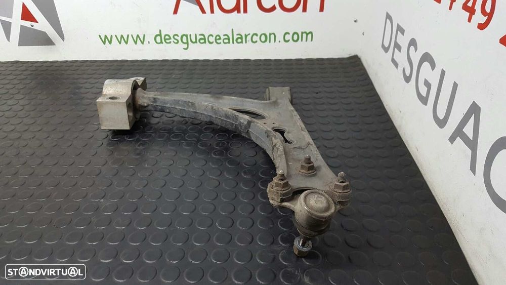BRAÇO SUSPENSÃO INFERIOR FRENTE ESQUERDO SEAT LEON (1P1) FR 1 - 2