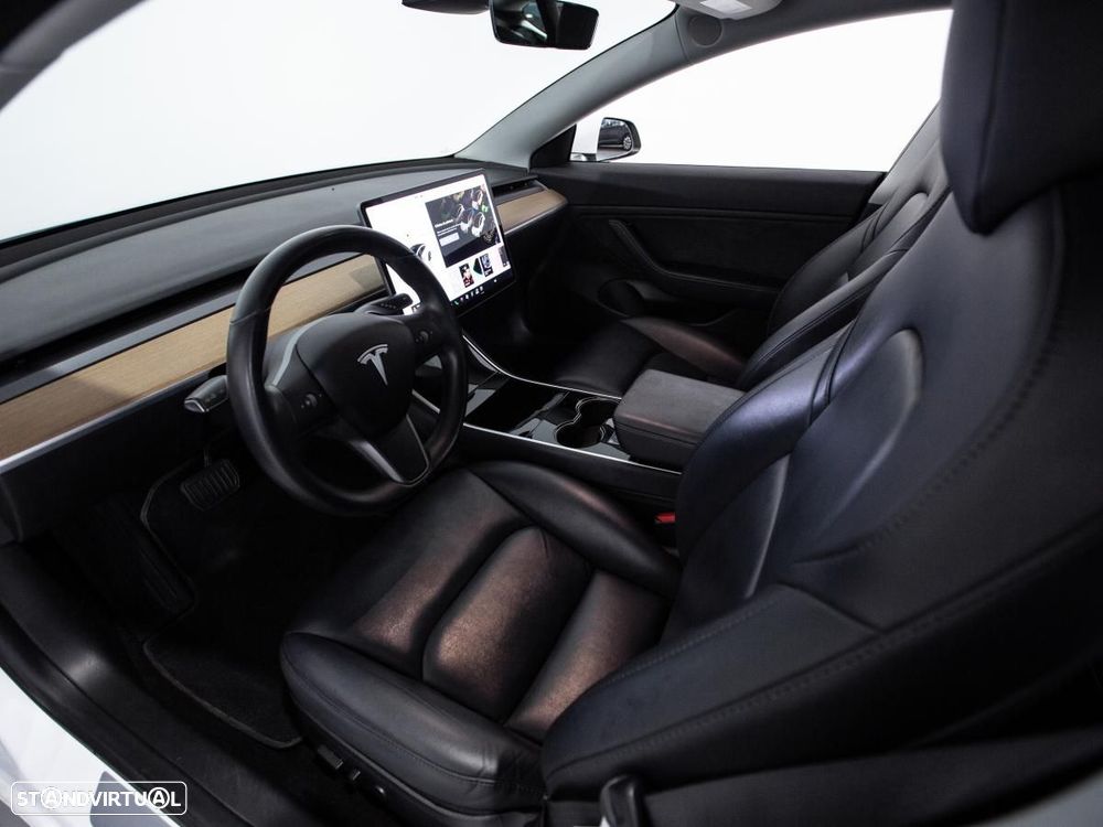 Tesla Model 3 Long-Range Dual Motor AWD - 9