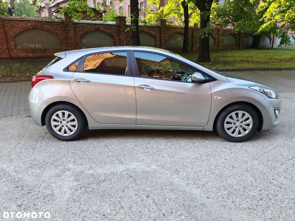 Hyundai i30 1.4 Passion - 35