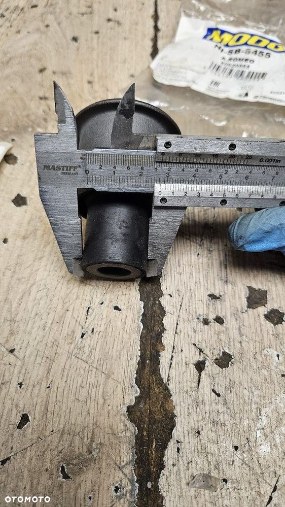 Silentblock wahacza Moog NI-SB-8455 Nissan Navara NP300 D22 D40 - 8