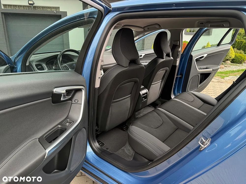 Volvo V60 D4 Drive-E Summum - 18