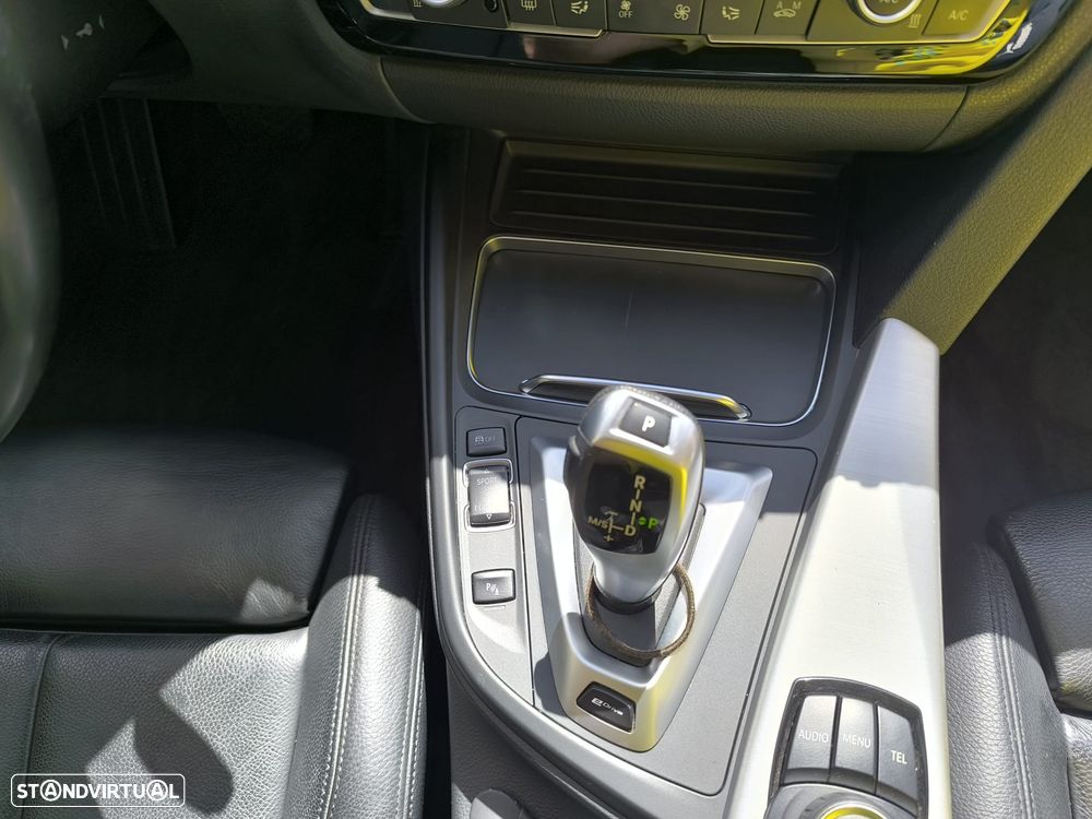 BMW 330 - 13