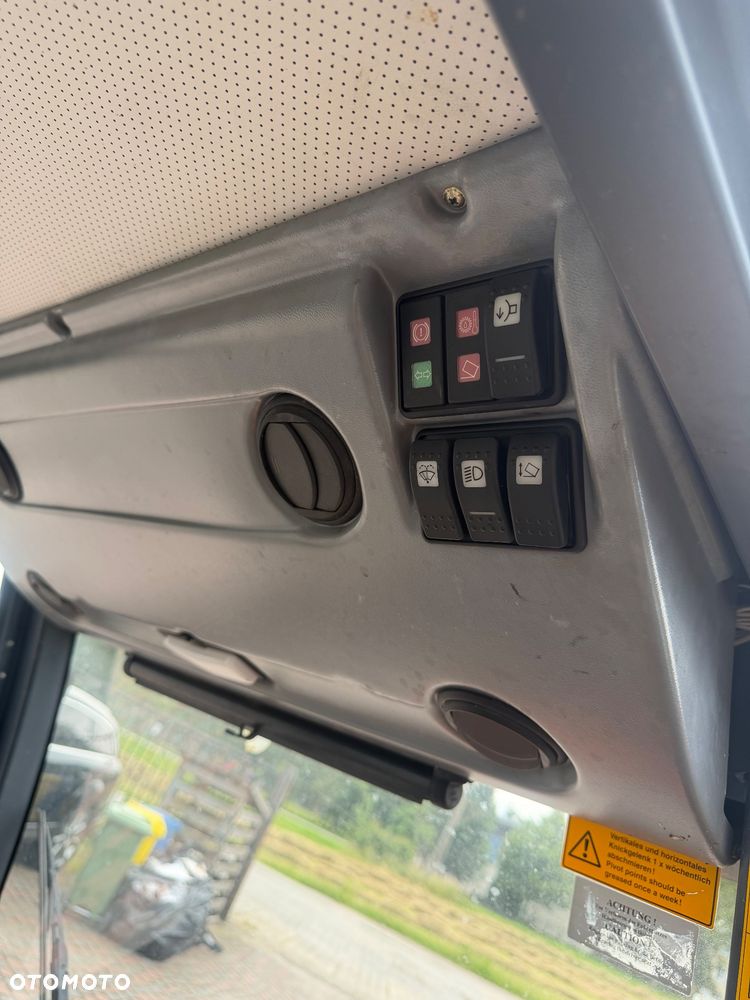 Hako citytrac 4200 zamiatarka solarko piaskarka 4x4 - 5