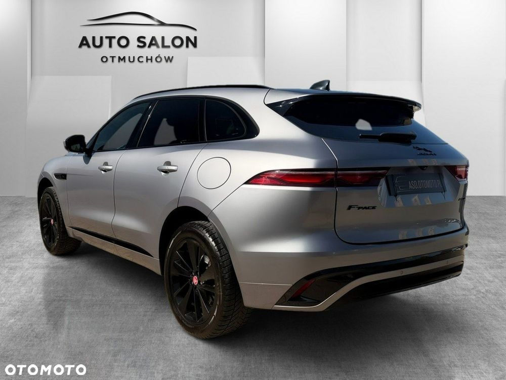 Jaguar F-Pace - 7