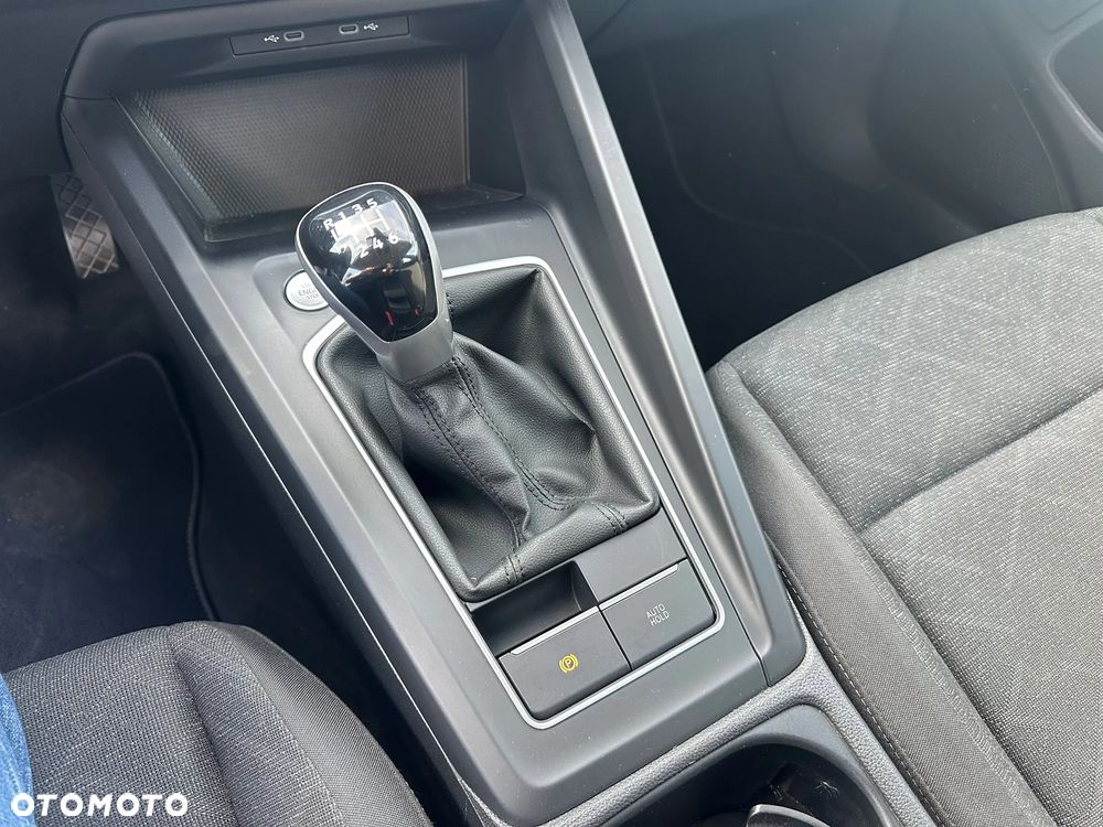 Volkswagen Golf VIII 2.0 TDI - 15