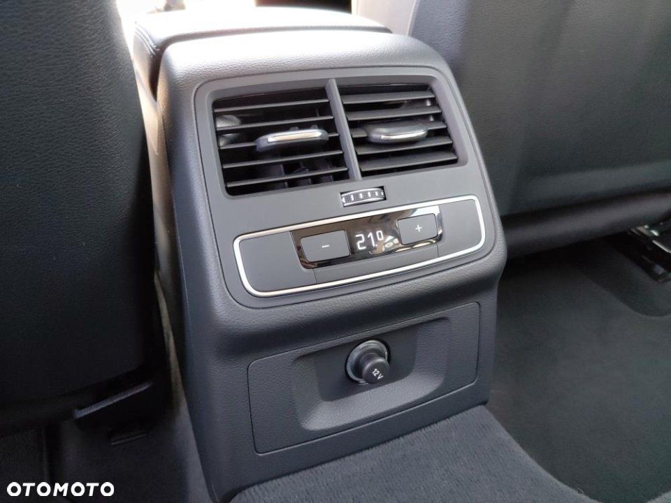 Audi A4 Allroad - 11