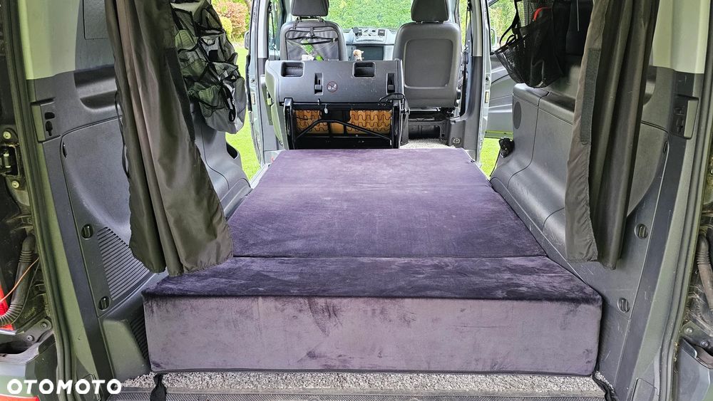 Mercedes-Benz Vito Univan 639.605 - 32