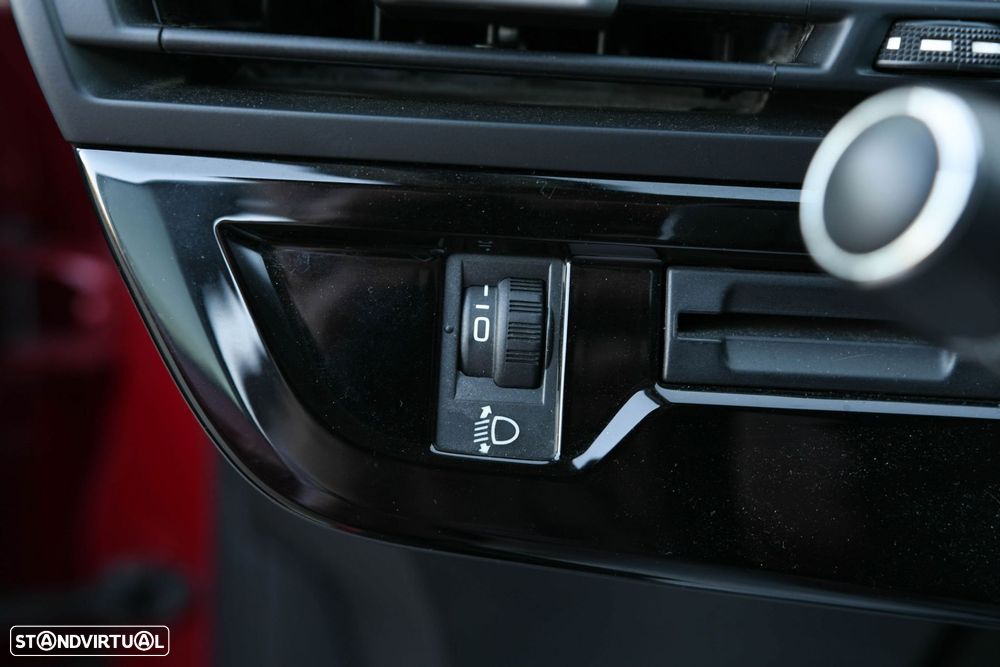 Citroën C4 Spacetourer 1.5 BlueHDi Shine — fotografia 26