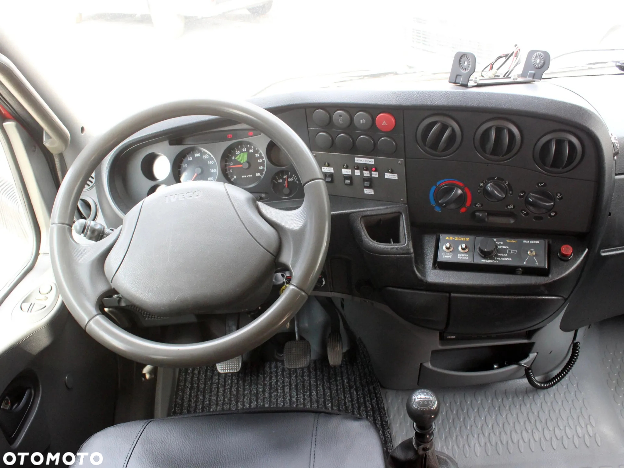 Iveco DAILY - 14