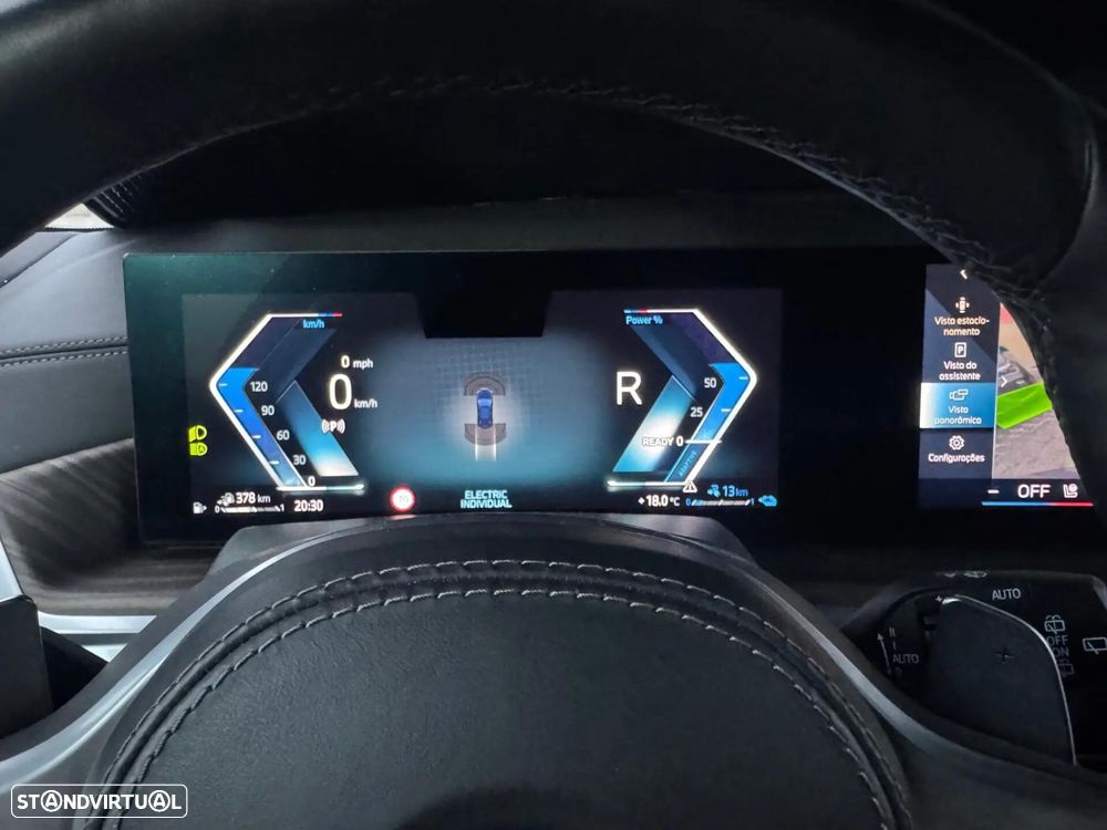BMW X5 50 e xDrive Pack M Desportivo Pro - 38