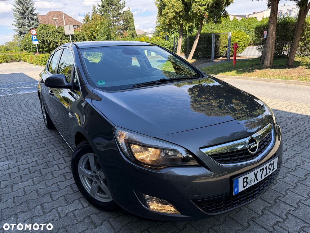 Opel Astra 1.6 ECOFLEX Start/Stop Edition - 13