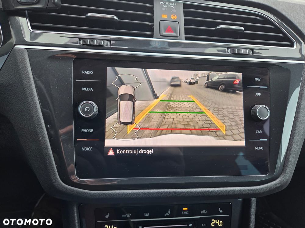 Volkswagen Tiguan 2.0 TDI SCR Elegance DSG - 26