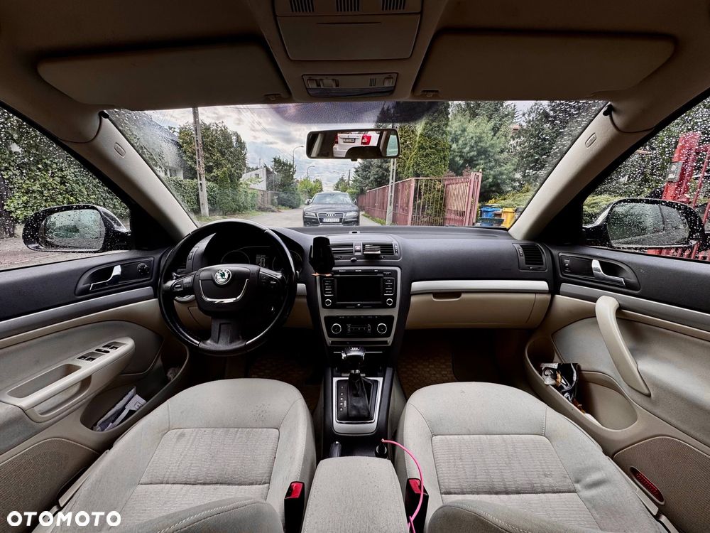 Skoda Octavia 1.8 TSI Elegance DSG - 5