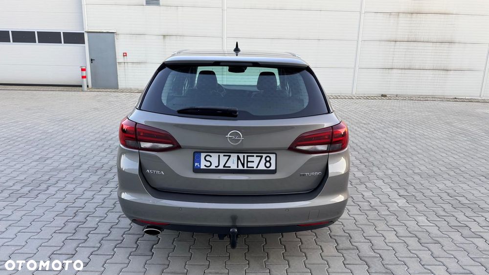 Opel Astra 1.6 BiTrb D (CDTI) Start/Stop Innovation - 10