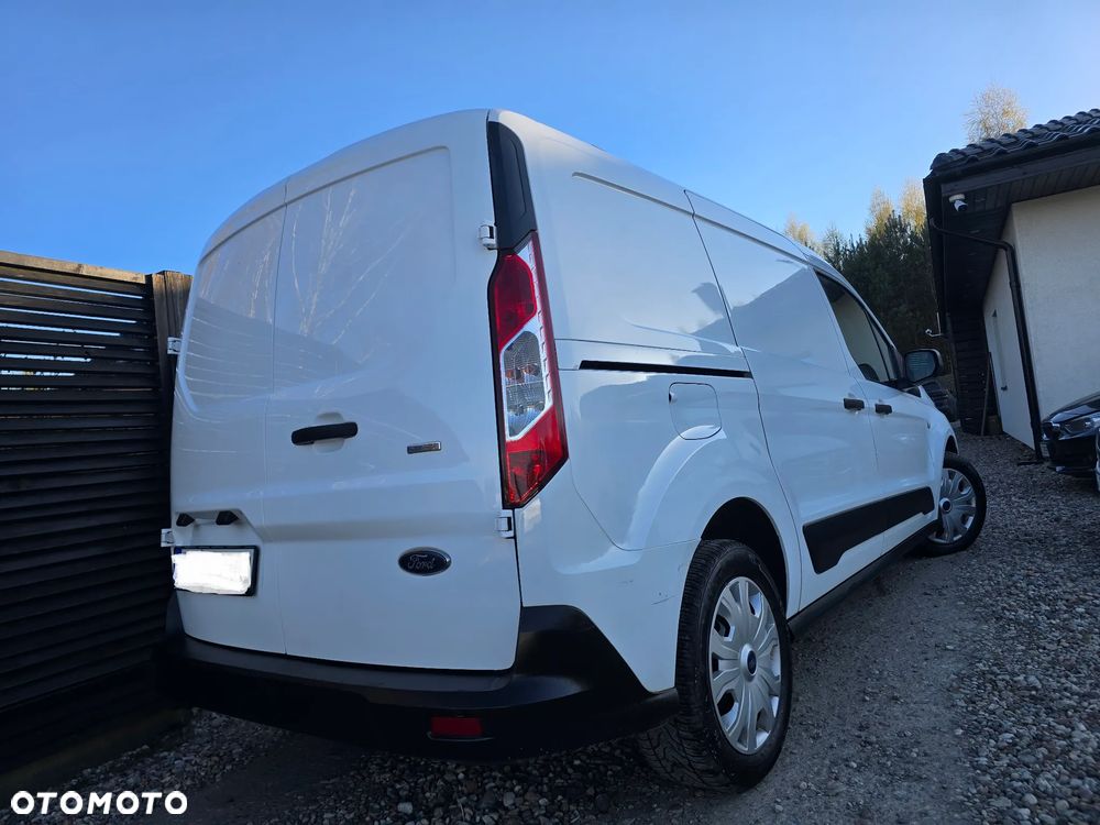 Ford Transit Connect - 4