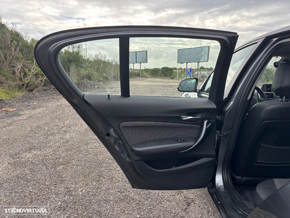 BMW 116 d Line Urban - 29