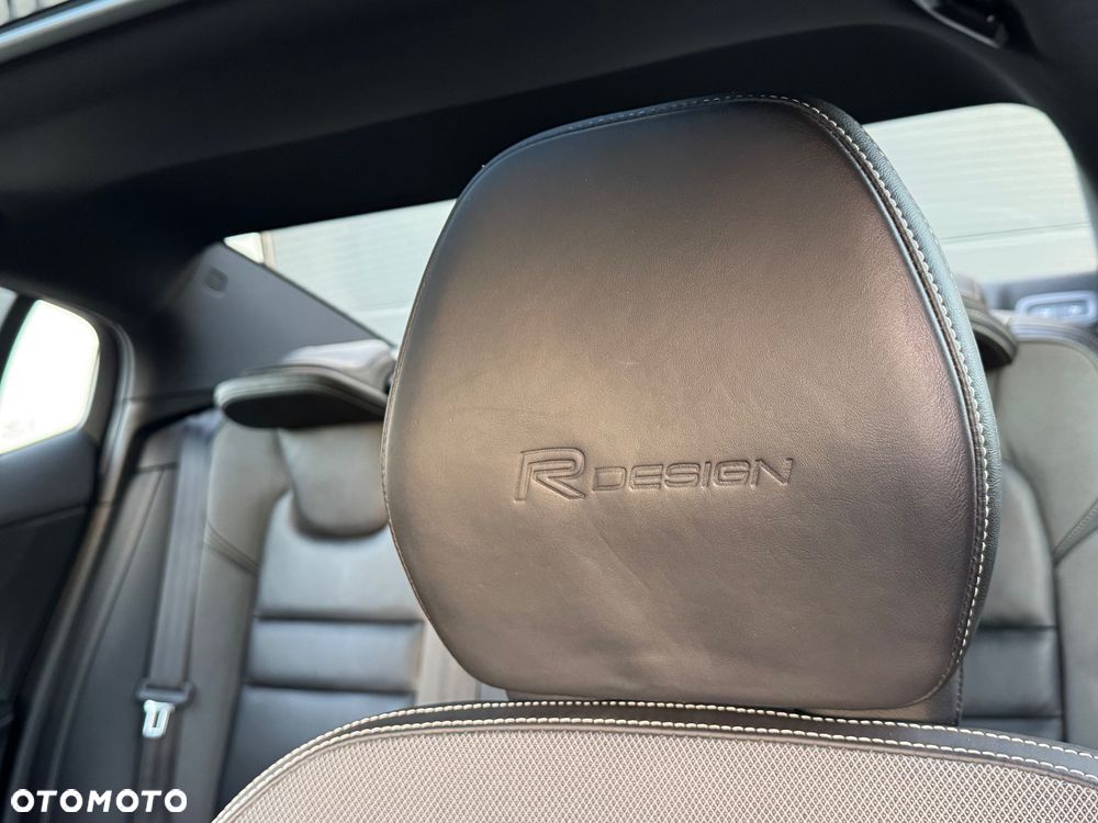 Volvo S60 T6 AWD R-Design - 19