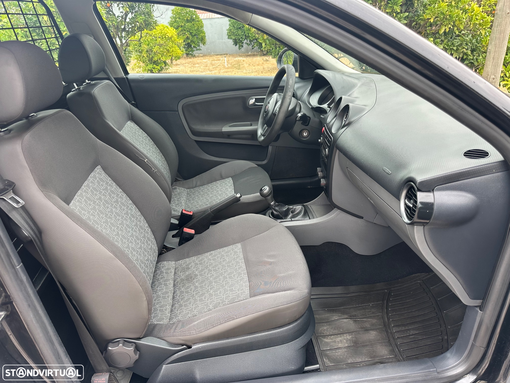 Seat Ibiza 1.4 Tdi Reference Comercial - 16