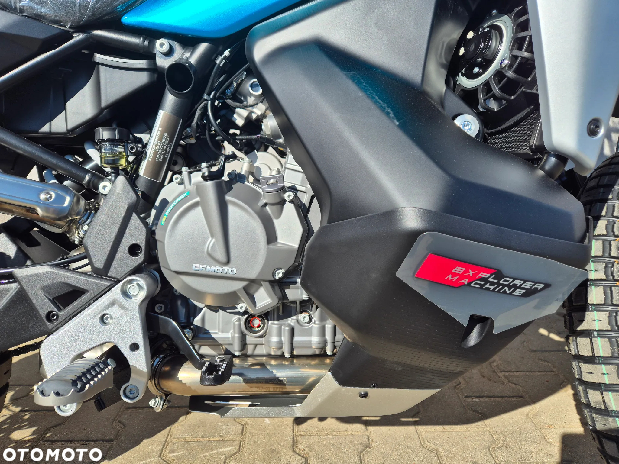 CFMoto MT - 14