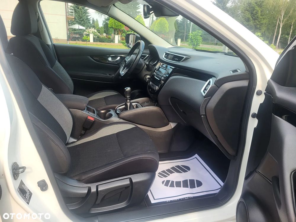 Nissan Qashqai 1.6 DIG-T 360 - 11