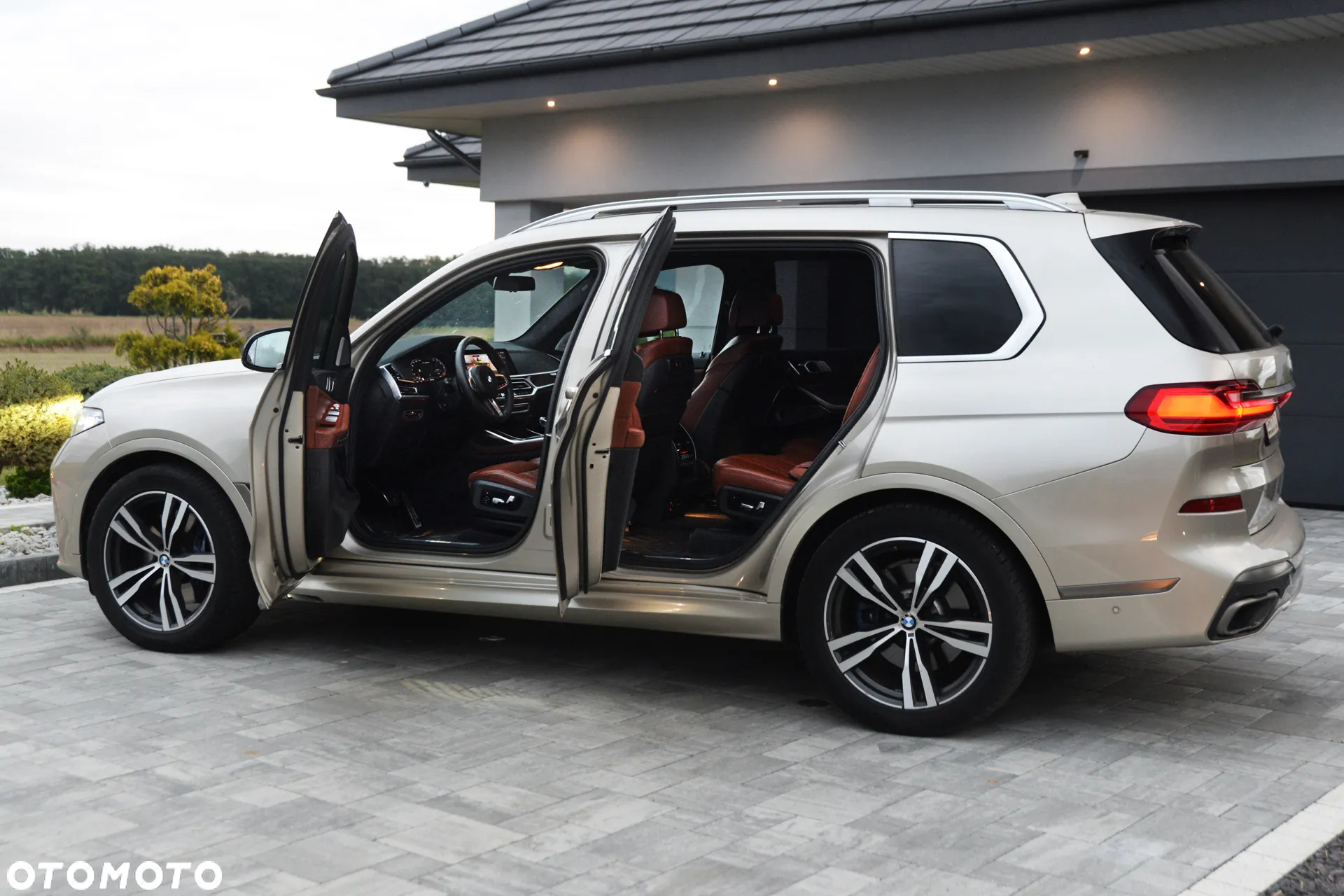 BMW X7 M50d sport - 24