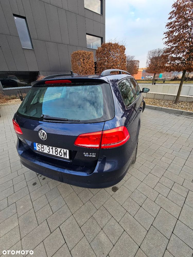 Volkswagen Passat 2.0 TDI Trendline - 10