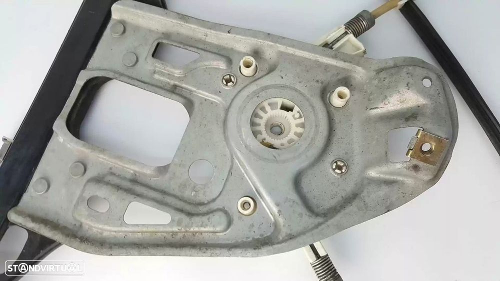 ELEVADOR DE VIDRO FRONTAL DIREITO MERCEDES-BENZ CLASSE C COUPÉ 2002 -A2037200646 - 1