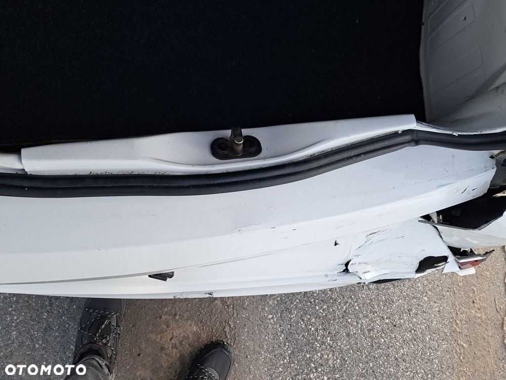 Volkswagen up! Active - 26