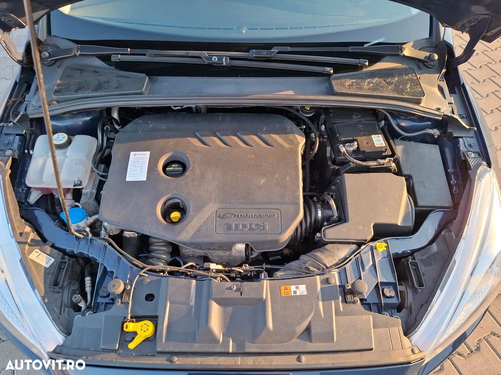 Ford Focus 1.6 TDCI DPF Trend - 9