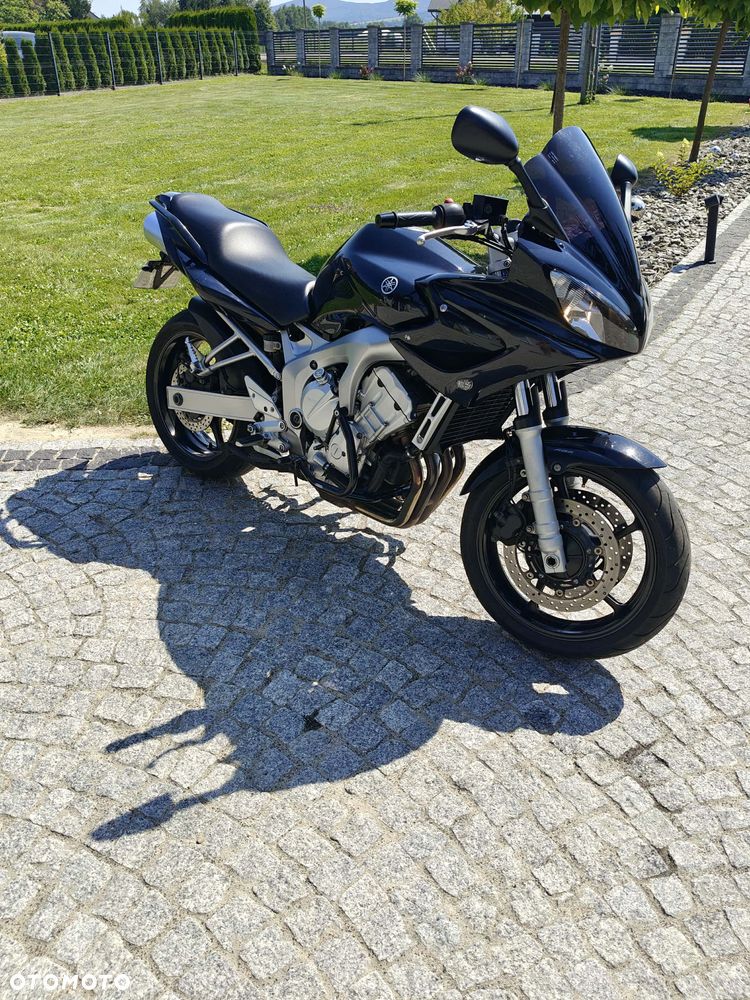 Yamaha FZ6 - 1