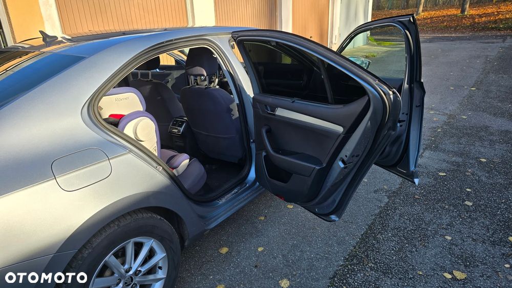 Skoda Superb 1.4 TSI ACT Ambition - 8