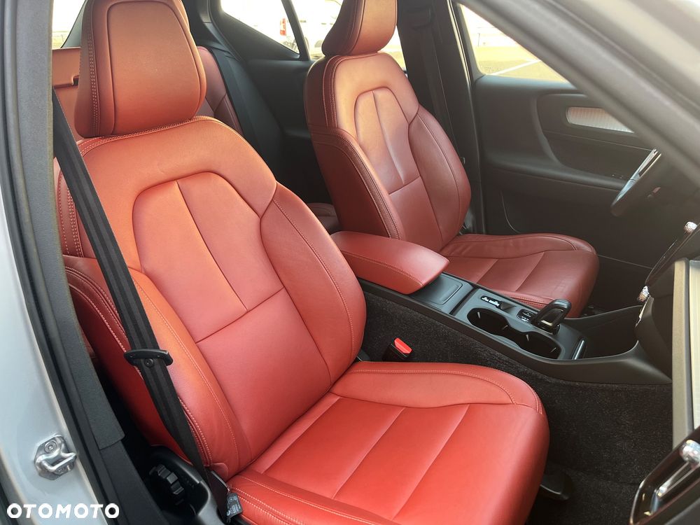 Volvo XC 40 D3 Momentum Pro - 13