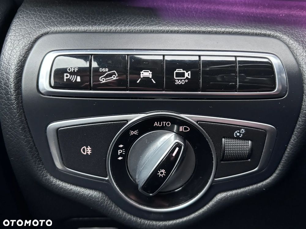 Mercedes-Benz Klasa V 250 d 4-Matic Exclusive 7G-Tronic - 26