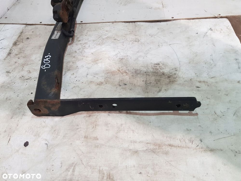hak holowniczy belka 8p4800491b audi a3 8p lift 08 rok - 6