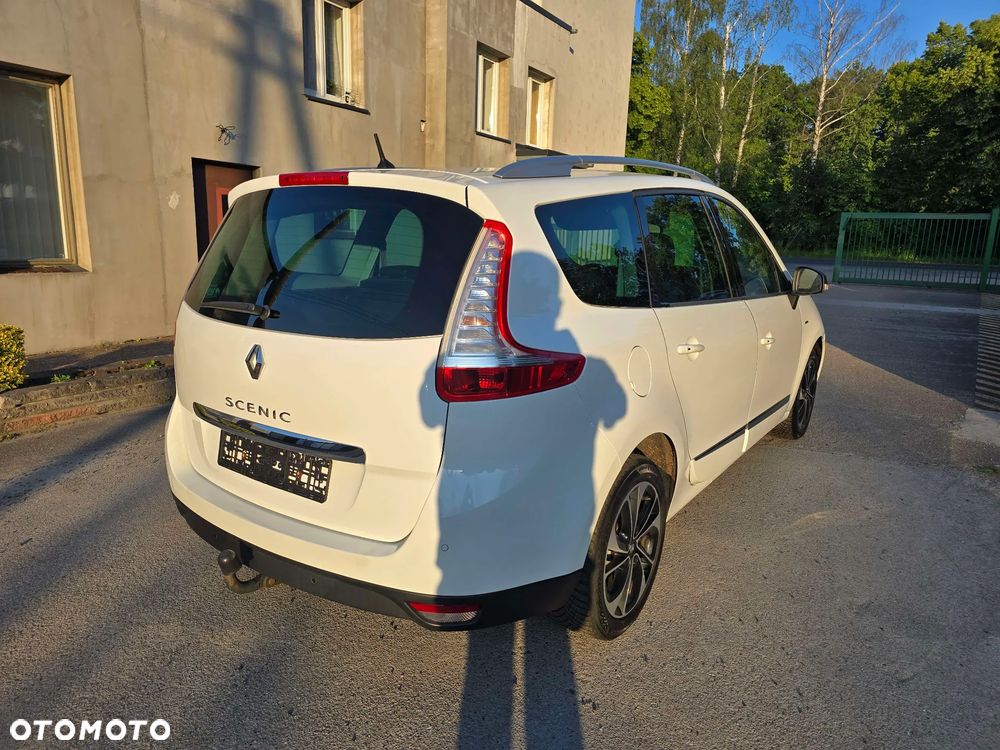 Renault Grand Scenic - 9