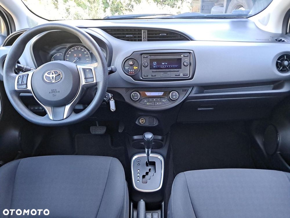 Toyota Yaris - 3