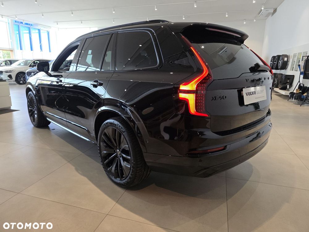 Volvo XC 90 - 8
