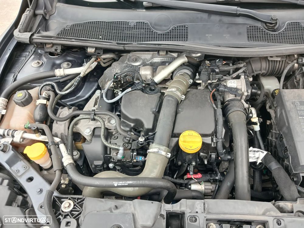 Renault Mégane Sport Tourer 1.5 dCi GT Line J18 - 9