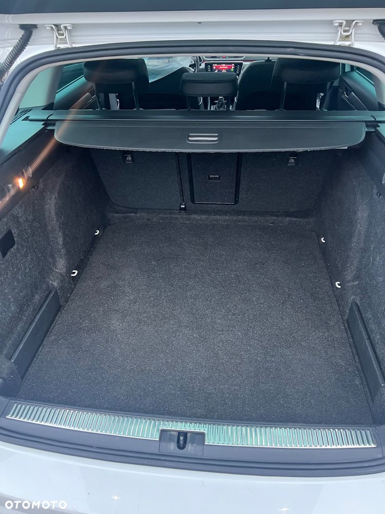 Skoda Superb 2.0 TDI Ambition - 13