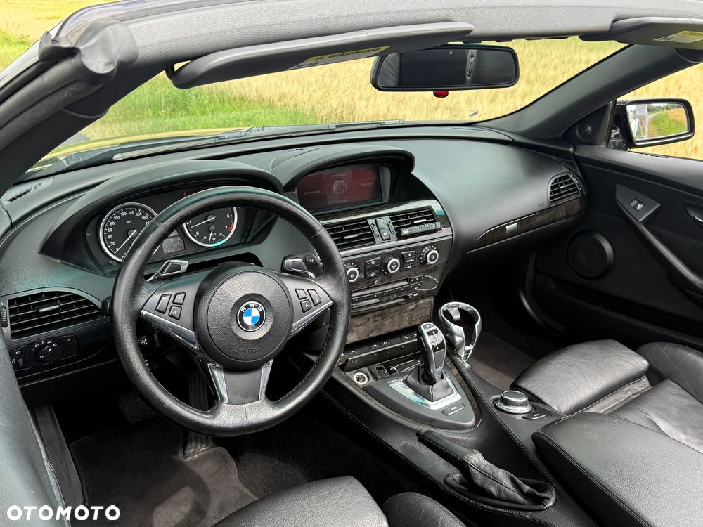 BMW Seria 6 650 i - 12