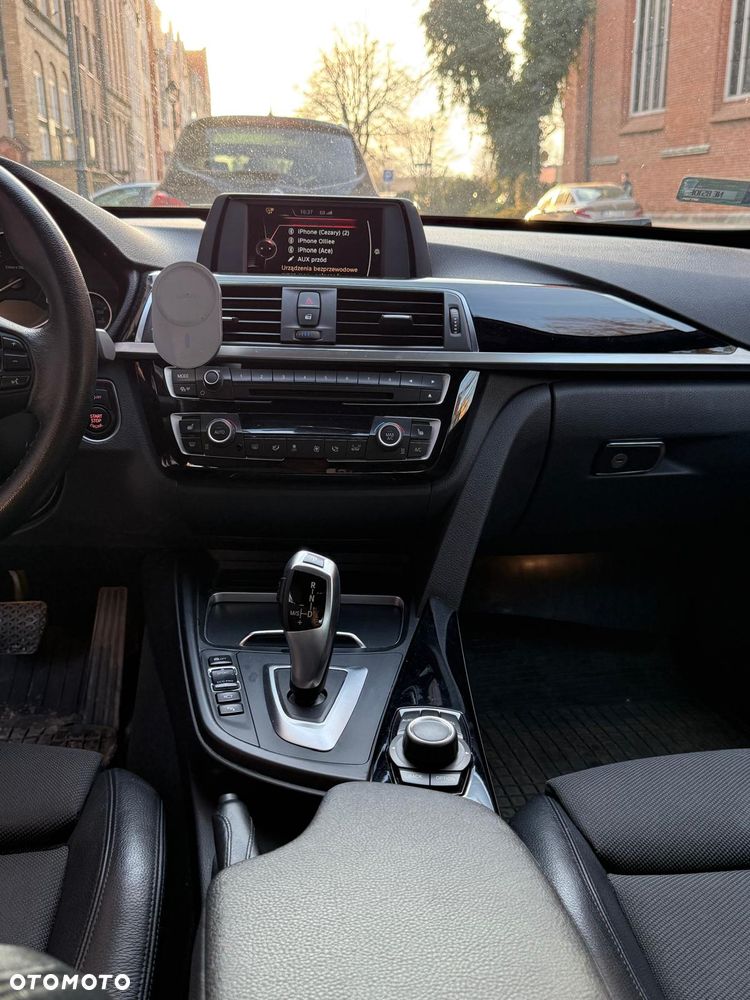 BMW 3GT 320d Sport - 6