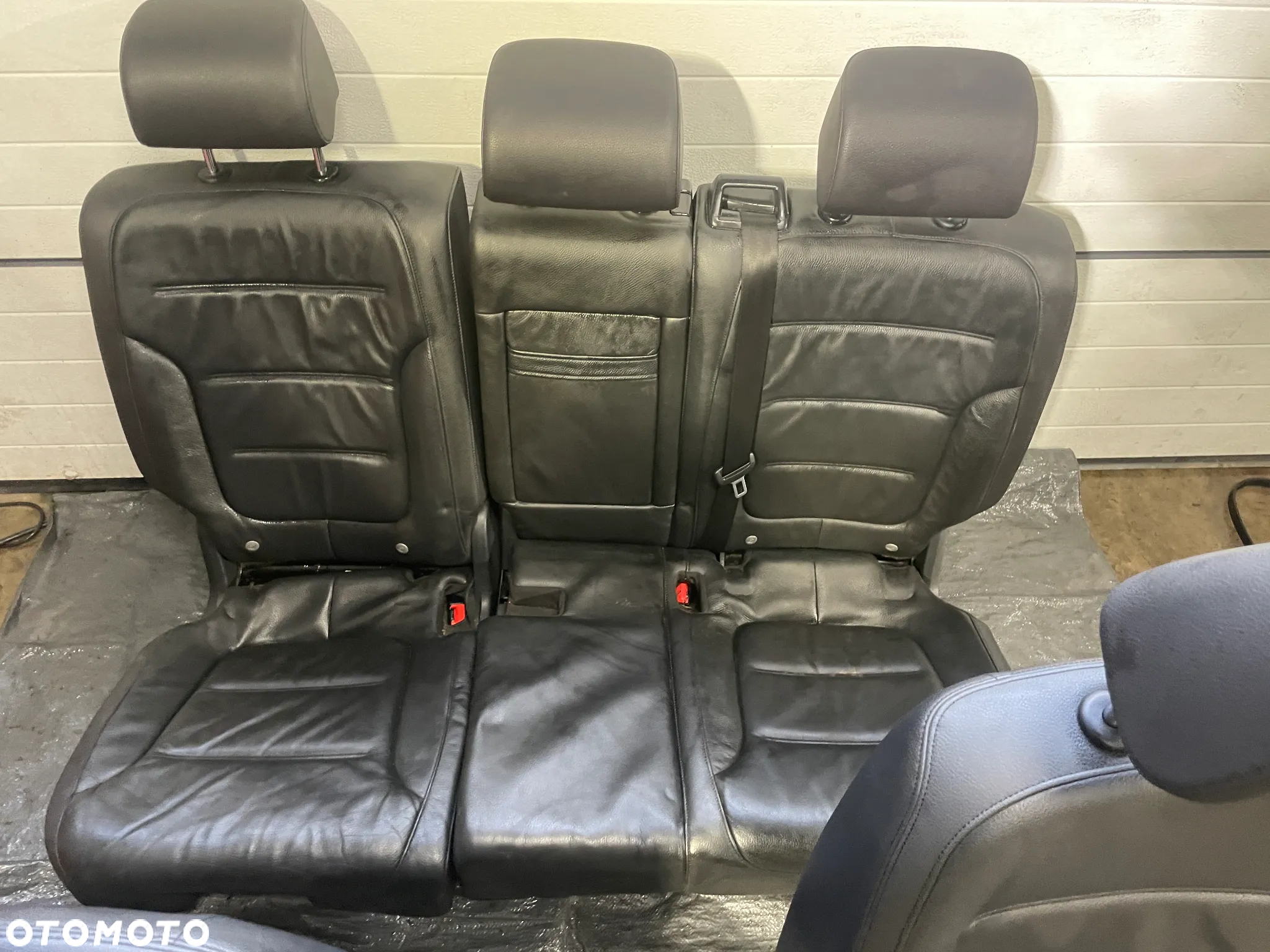 VW TOUAREG II 7P fotele skóra komplet 72 tys km - 4