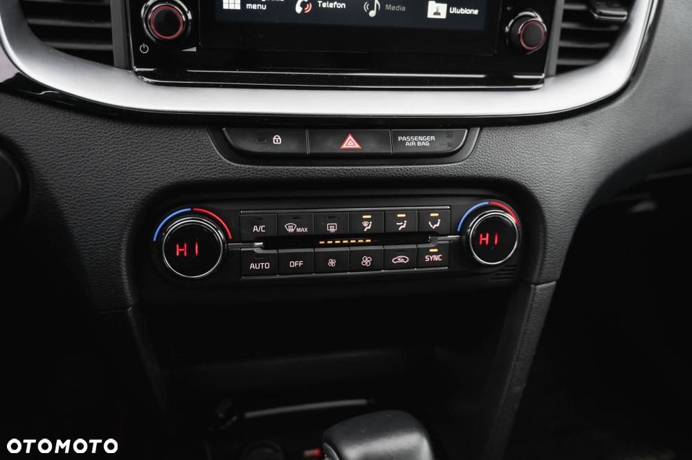 Kia XCeed - 20